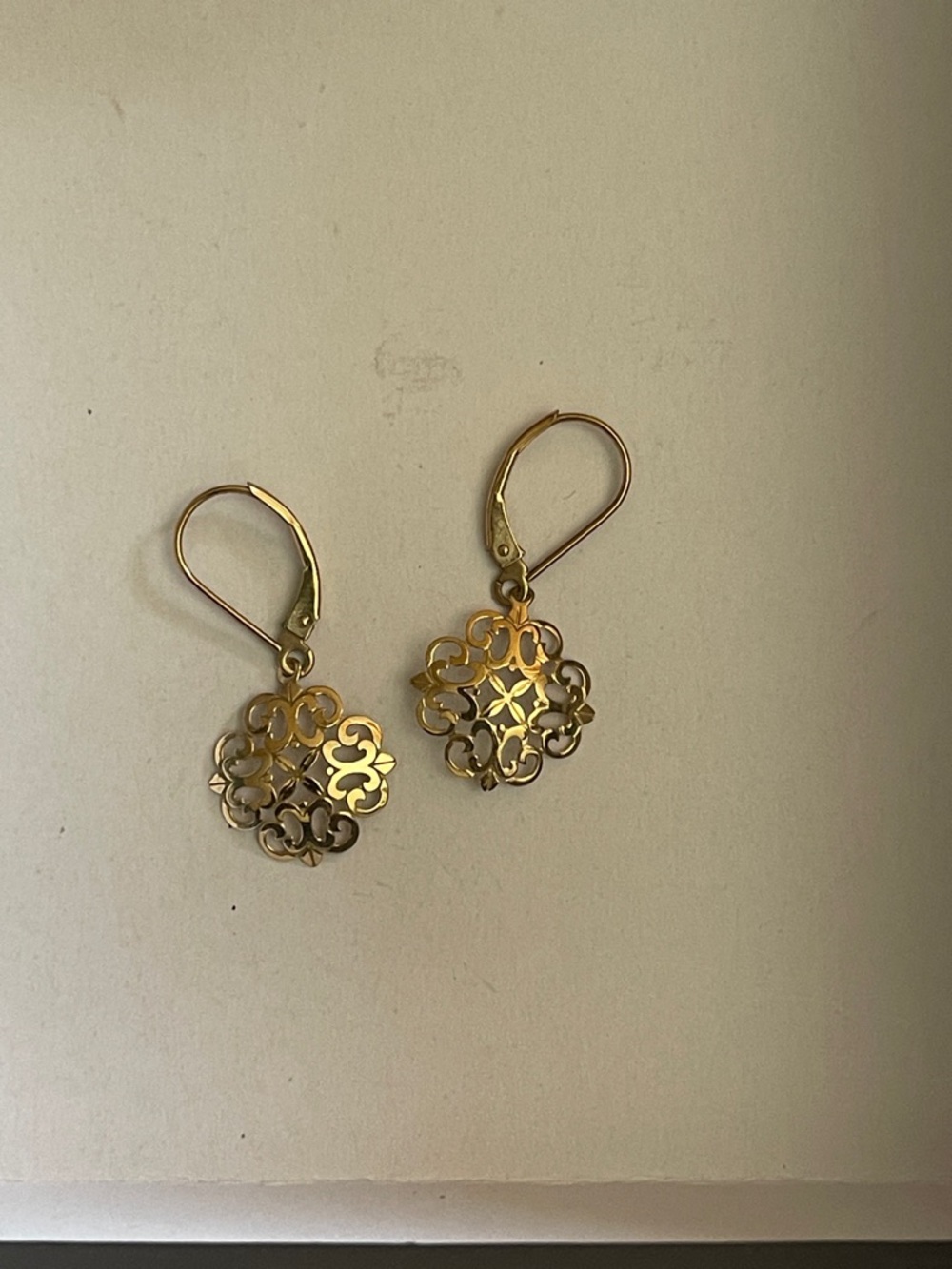 Gold Filigree Floral Drop Earrings - Women Jewelry NWOT